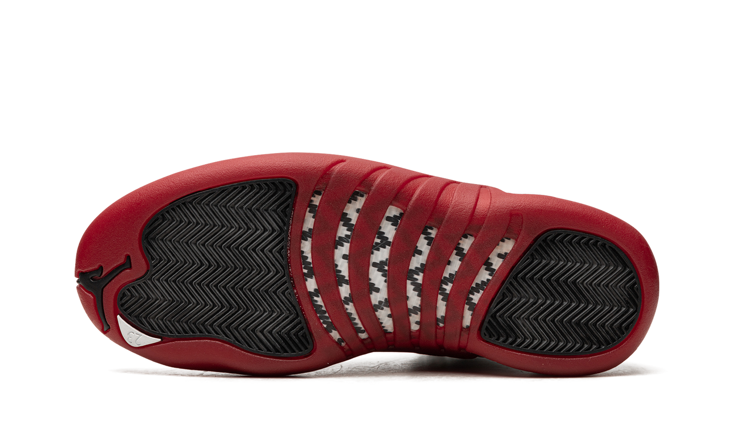 Air Jordan 12 Retro "Cherry (2009)"