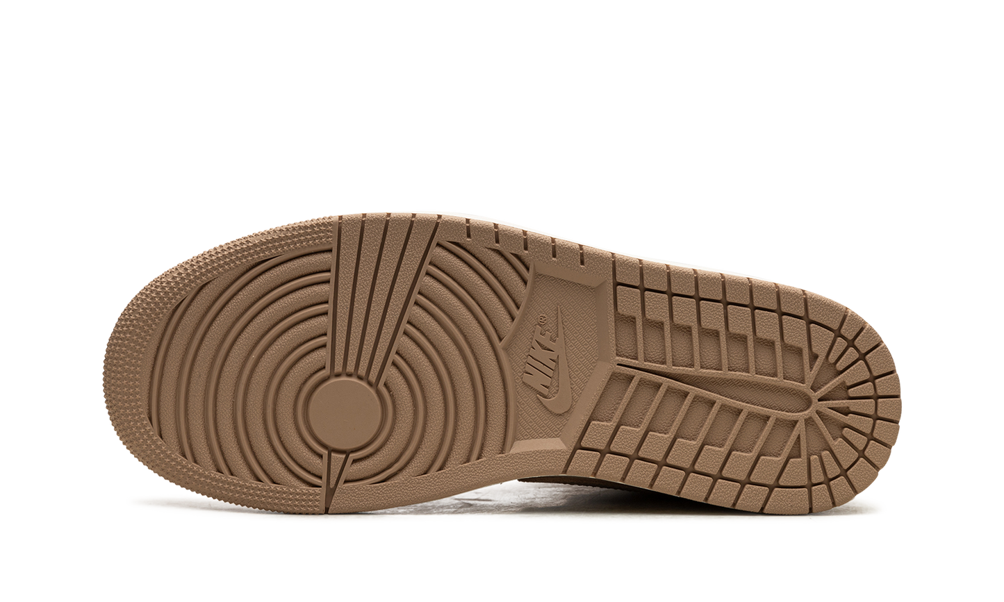 AIR JORDAN 1 MID SE WMNS "Legend Light Brown" FJ3448 200