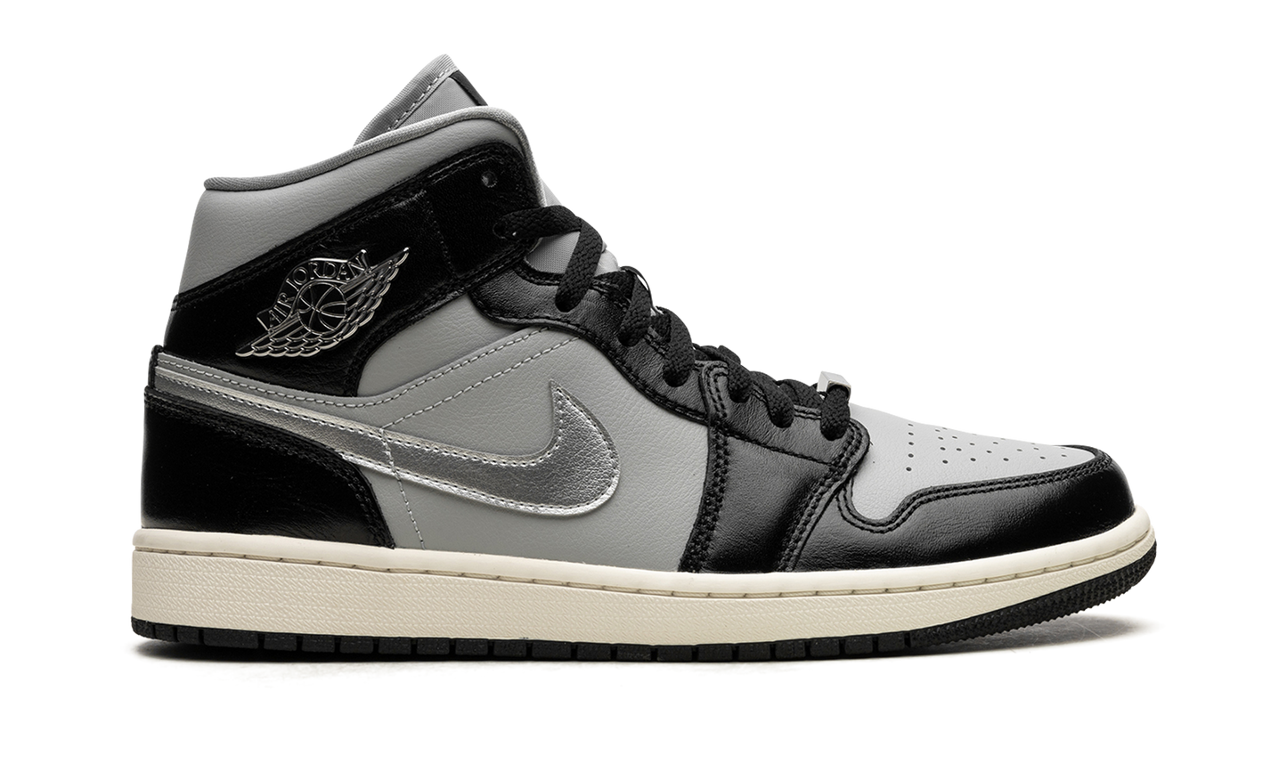 AIR JORDAN 1 MID SE WMNS "Black Chrome" FB9892 002