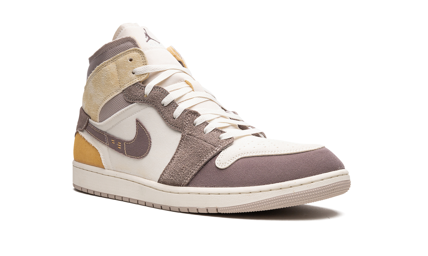Air Jordan 1 Mid SE Craft "Taupe Haze" DM9652 102