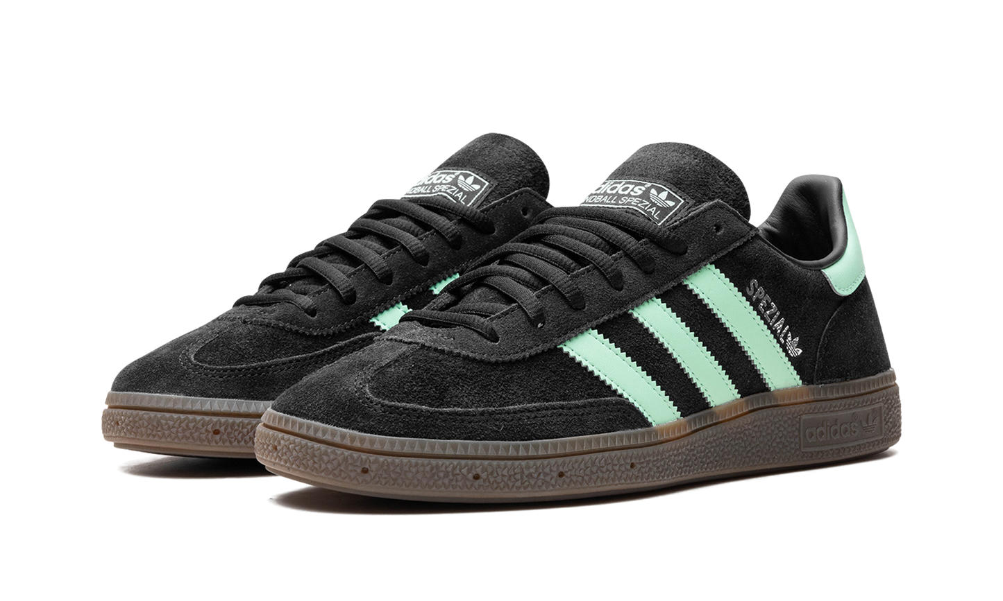 Handball Spezial "Clear Mint Gum"