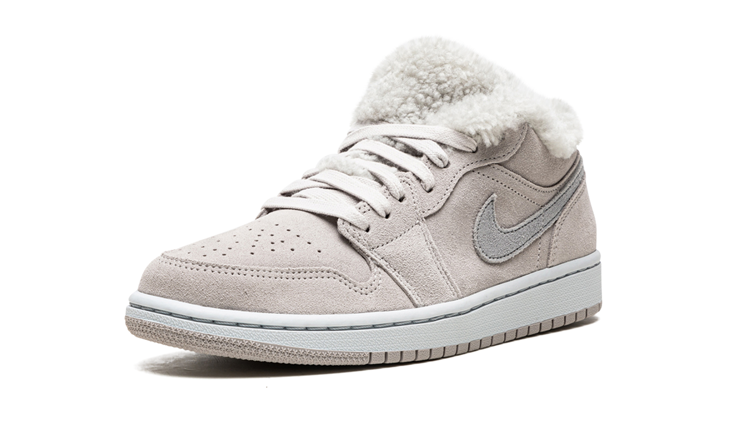 AIR JORDAN 1 LO SE WMNS "Sherpa Fleece" DO0750 002