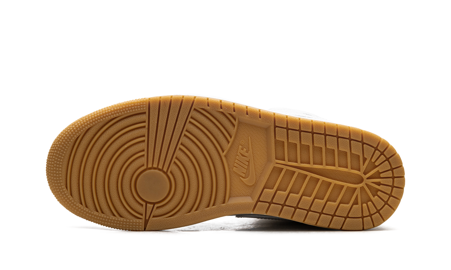 Jordan 1 Mid WMNS "Phantom Gum" BQ6472 021