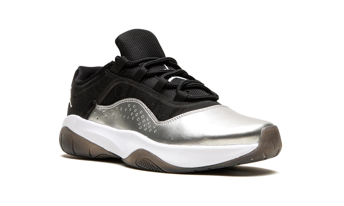 AIR JORDAN 11 CMFT LO WMNS DV2629 001