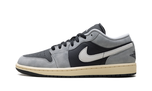 Air Jordan 1 Low SE "Light Smoke Grey" HQ2010 012