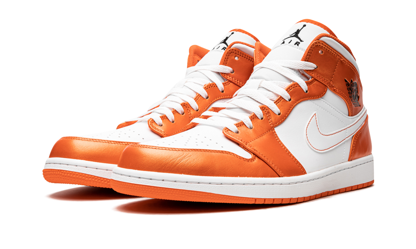 Air Jordan 1 Mid SE "Electro Orange" DM3531 800