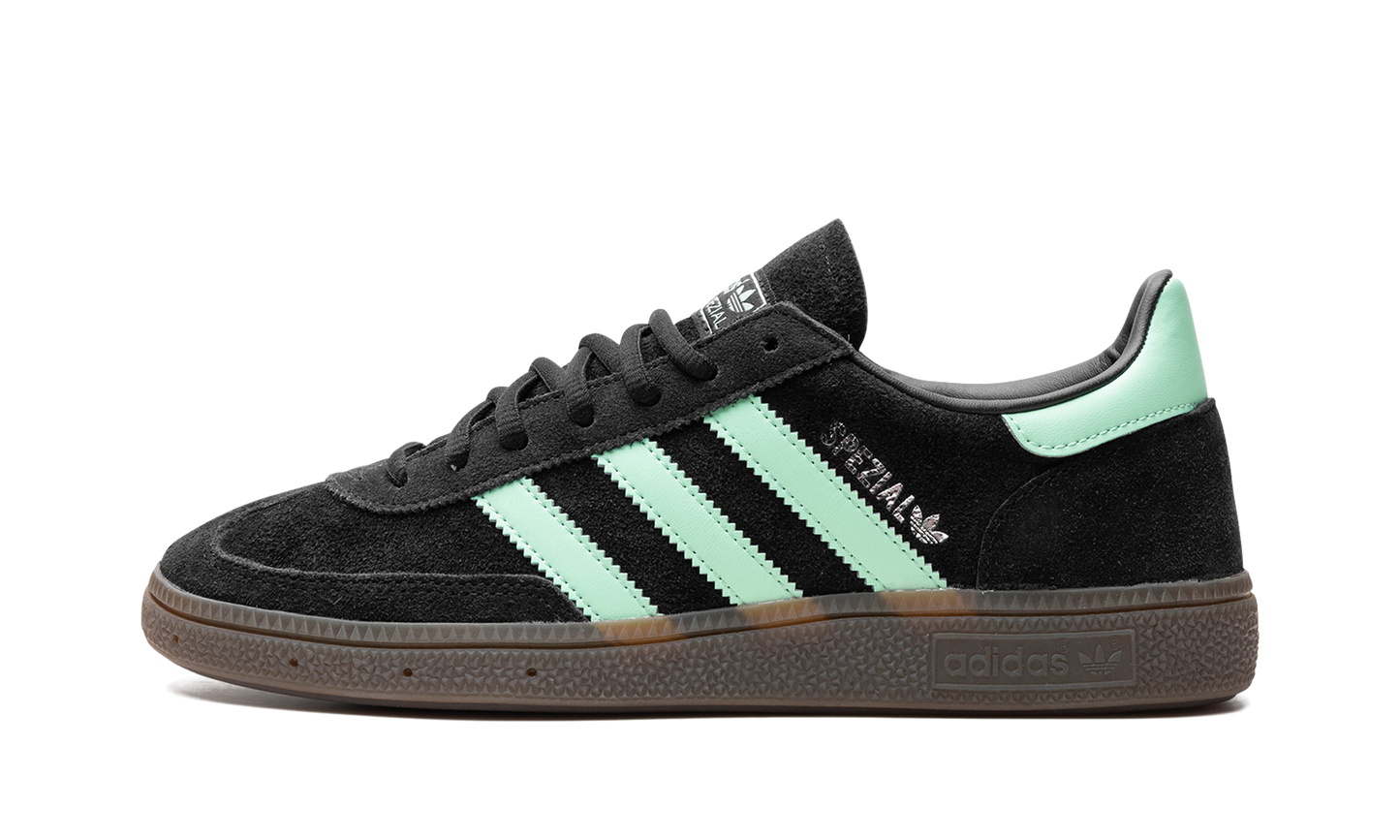 Handball Spezial "Clear Mint Gum"