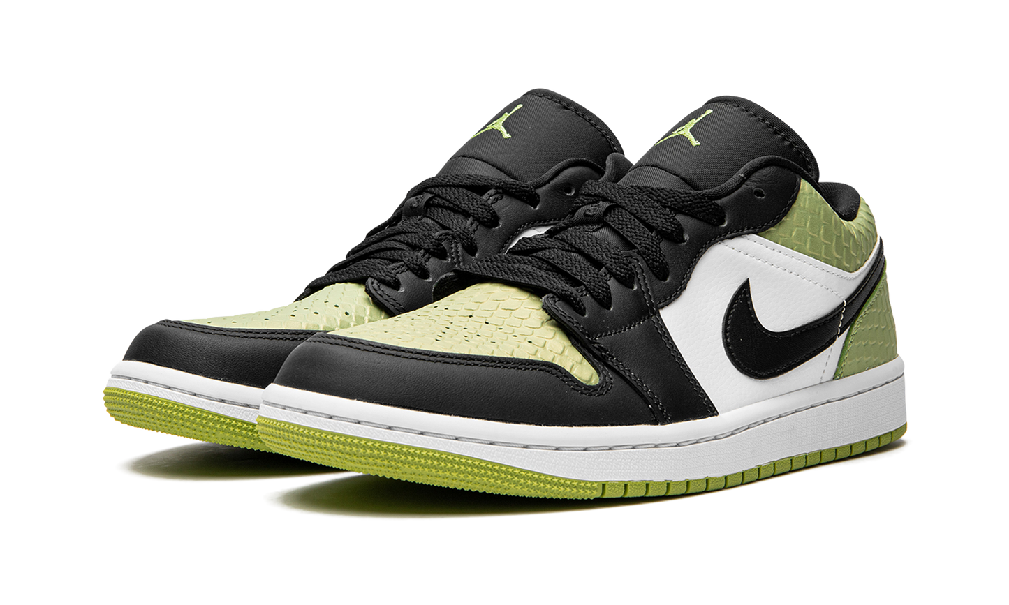 AIR JORDAN 1 LO SE WMNS "Vivid Green Snakeskin" DX4446 301