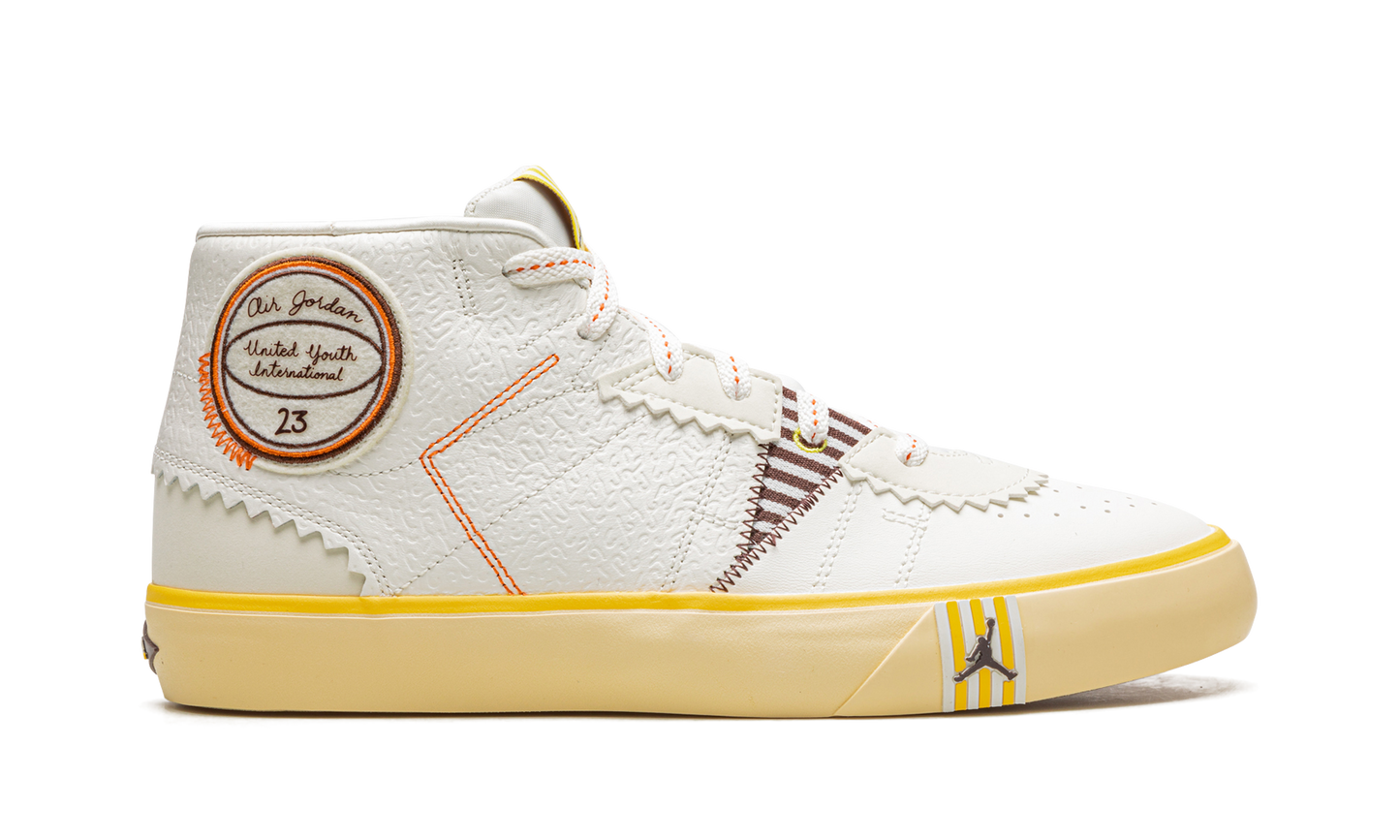 Series Mid "Maison Chateau Rouge" DO5247 122