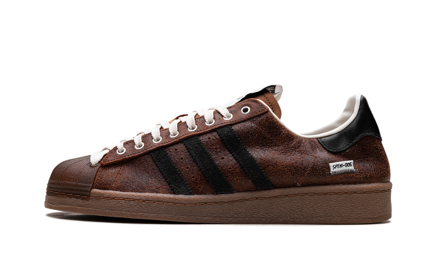 Superstar 82 "Song for the Mute - Brown"