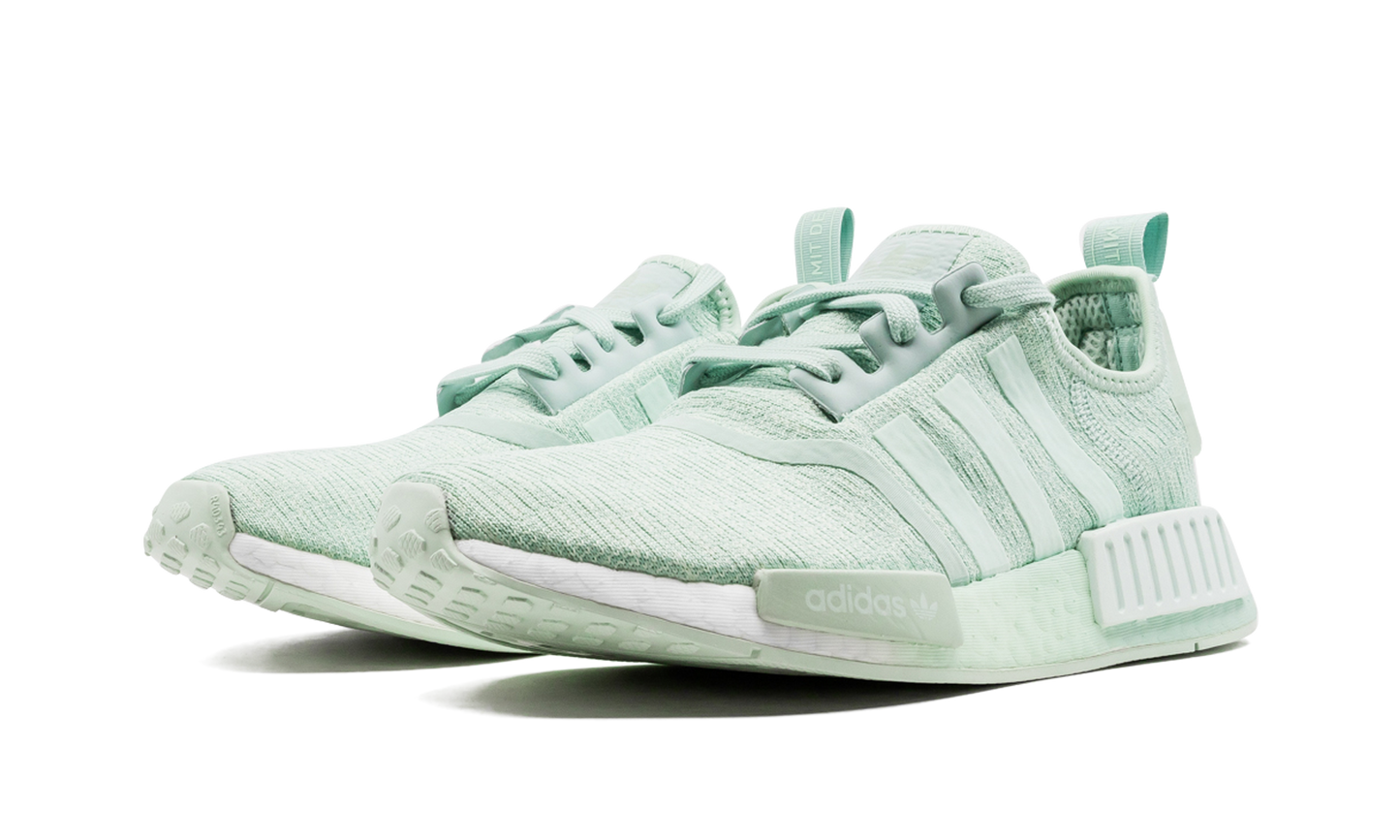 NMD_R1 WMNS