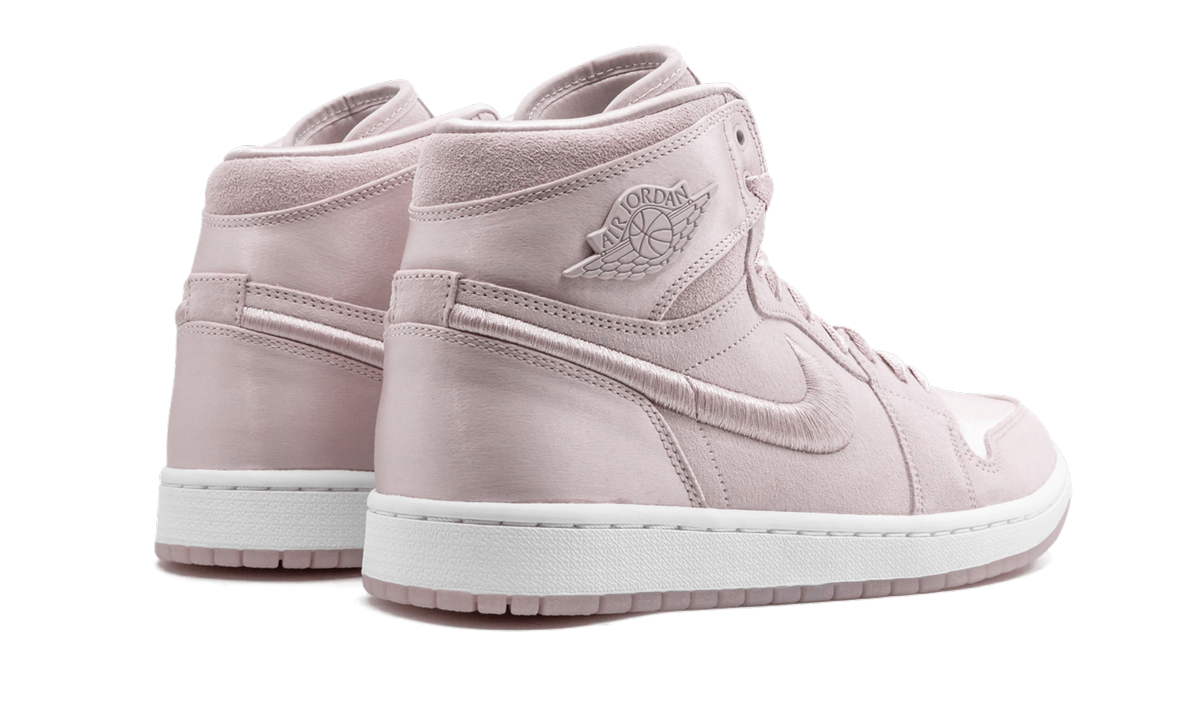 AIR JORDAN 1 RET HIGH SOH WMNS AO1847 650