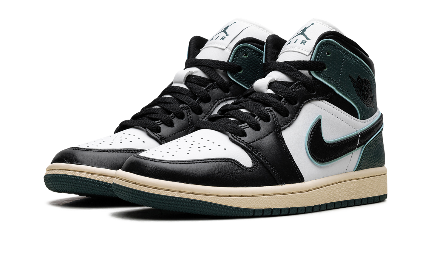 Jordan 1 Mid SE WMNS "Oxidized Green" FQ7818 100