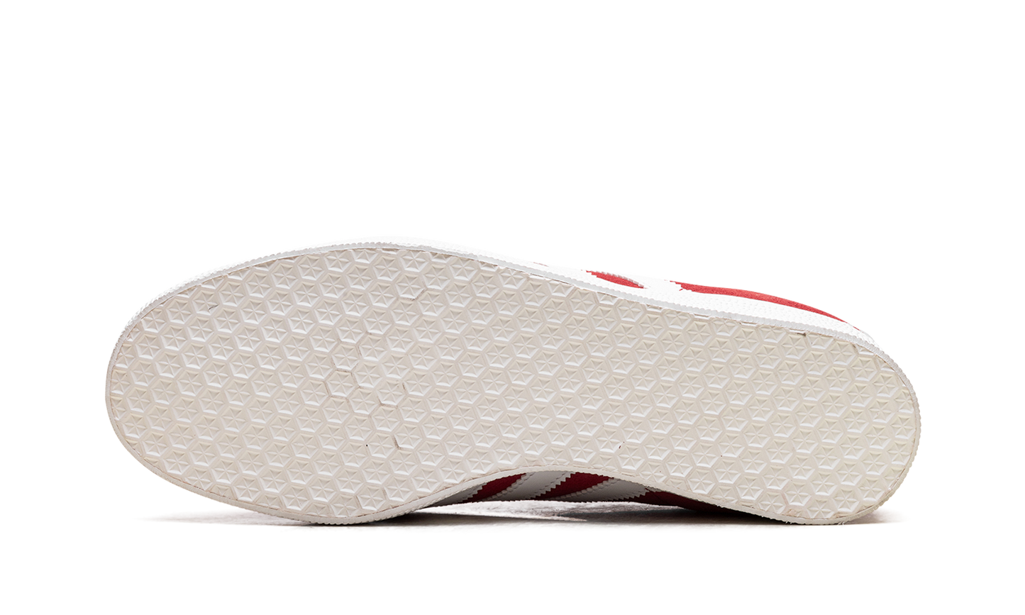 Gazelle "Scarlet White"