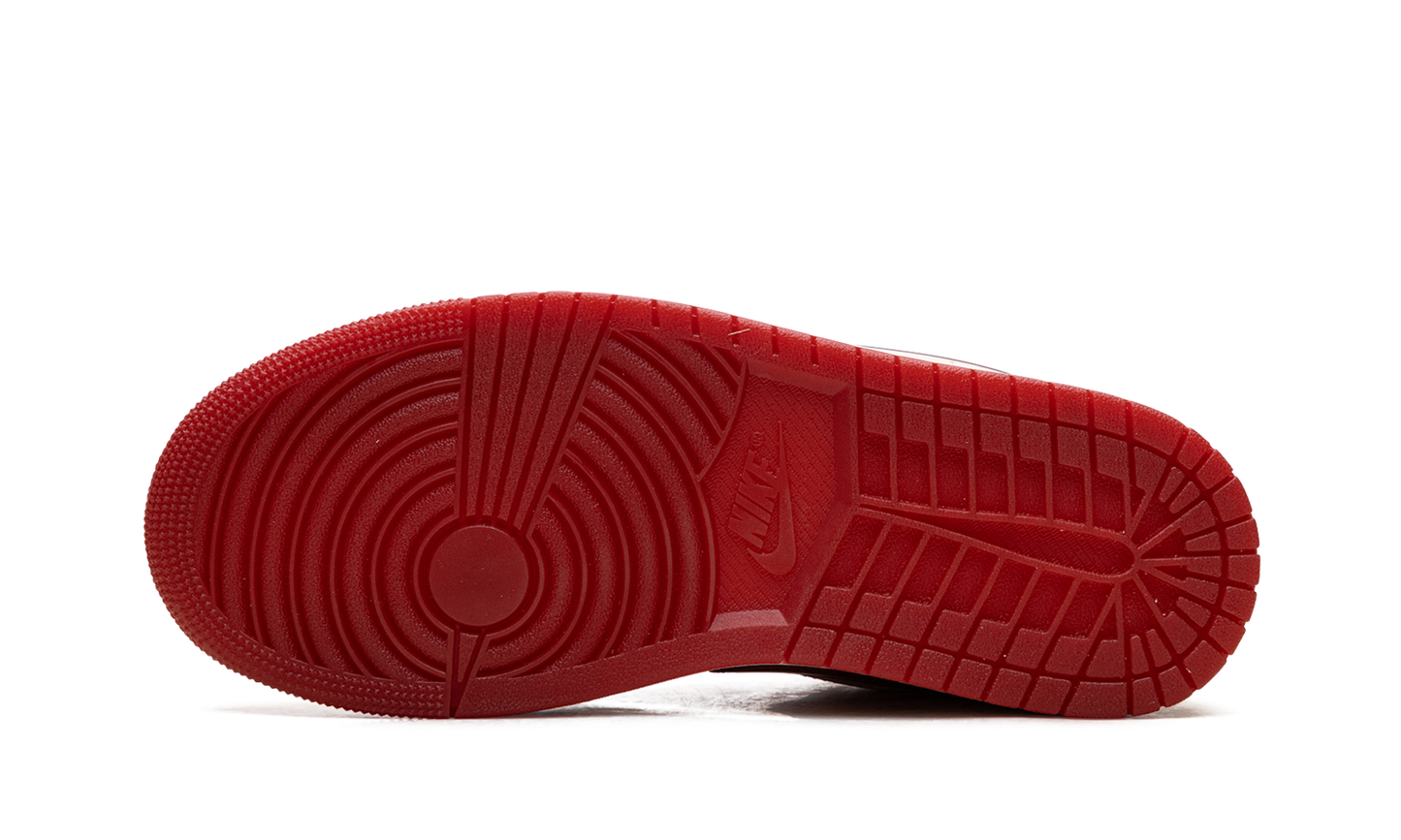 Jordan 1 Low "Patent Valentine's Day" HF3174 600