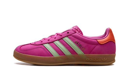 Gazelle Indoor WMNS "Semi Lucid Fuchsia"