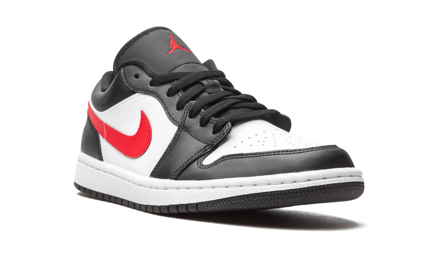 AIR JORDAN 1 LO WMNS "Siren Red / Black / White" DC0774 004