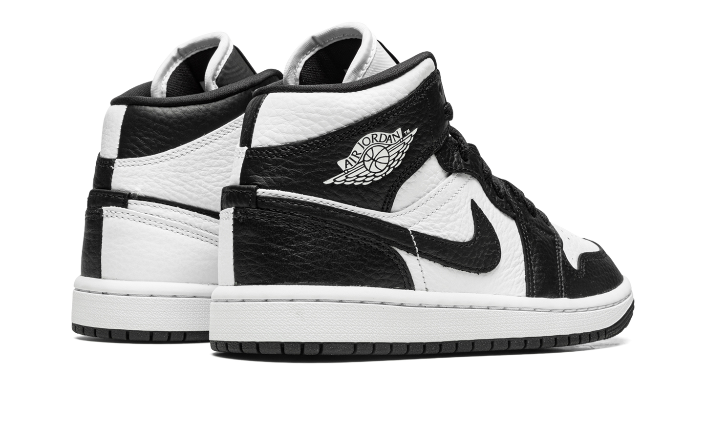 AIR JORDAN 1 MID SPLIT SE WMNS "Homage / Black White" DR0501 101