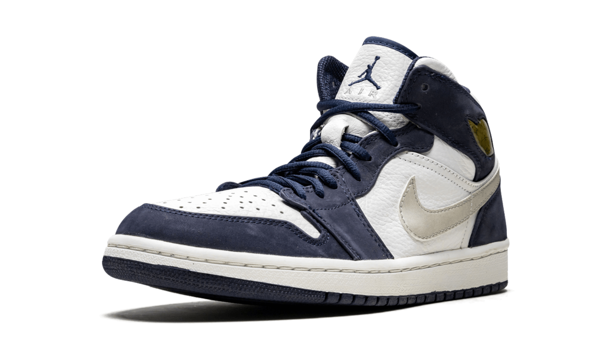 Air Jordan 1 Retro +