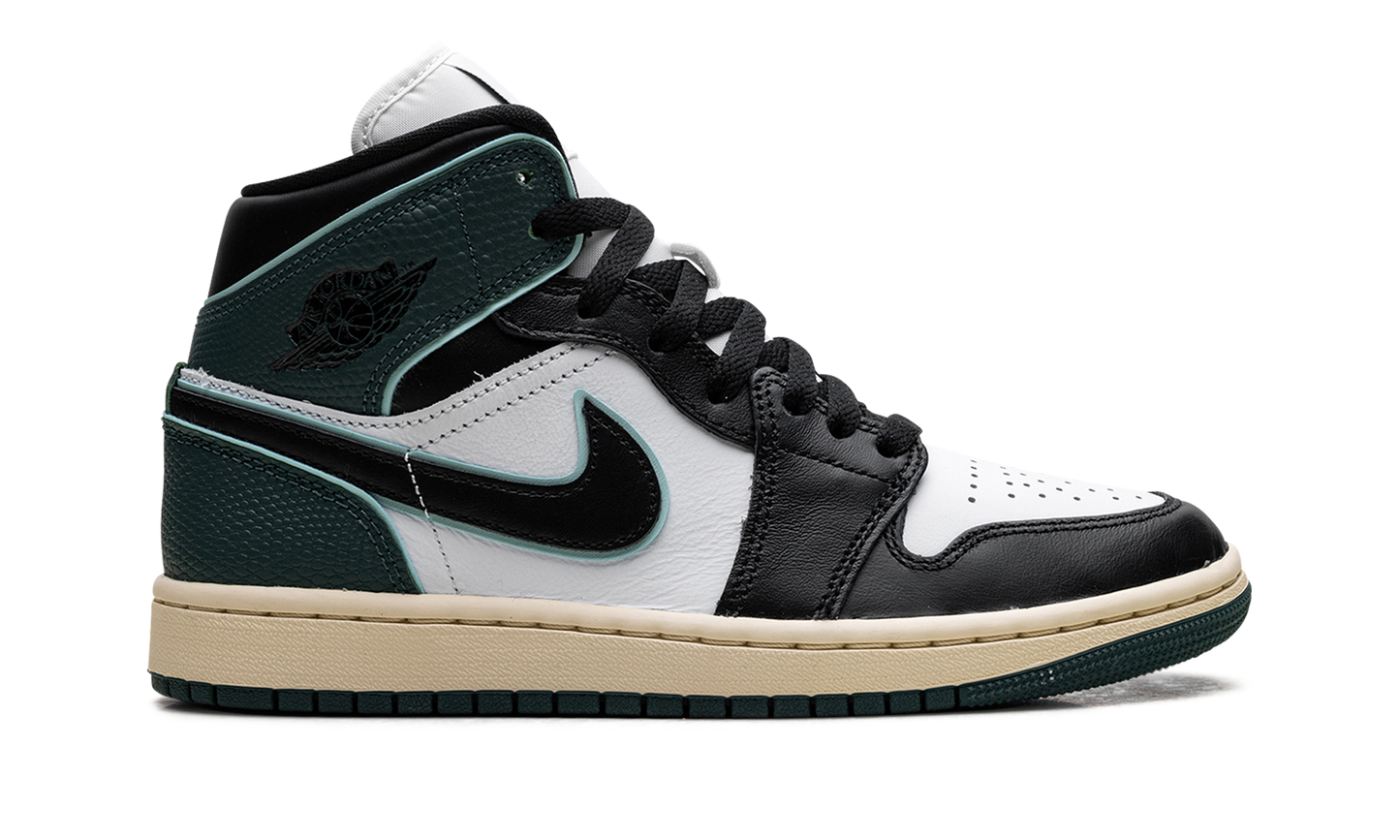 Jordan 1 Mid SE WMNS "Oxidized Green" FQ7818 100