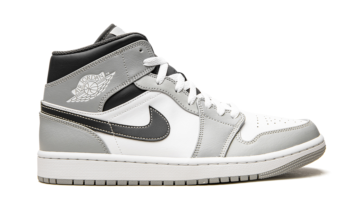 Air Jordan 1 Mid "Light Smoke Grey 2.0" 554724 078