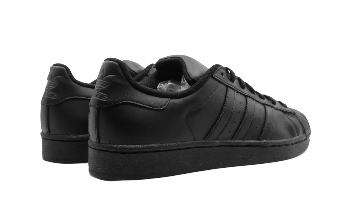Superstar Foundation "Core Black"