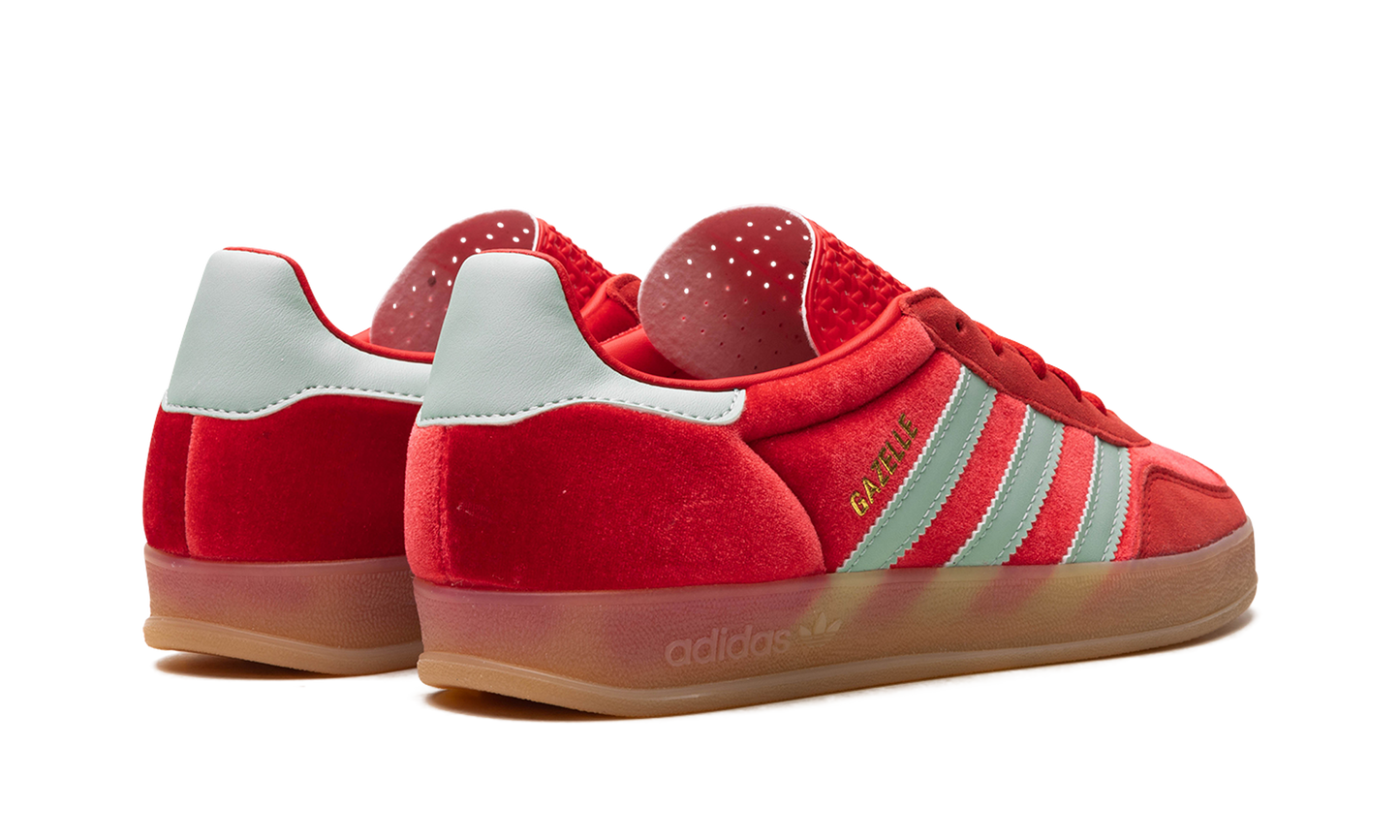 Gazelle Indoor WMNS "Velvet Pack - Better Scarlet"