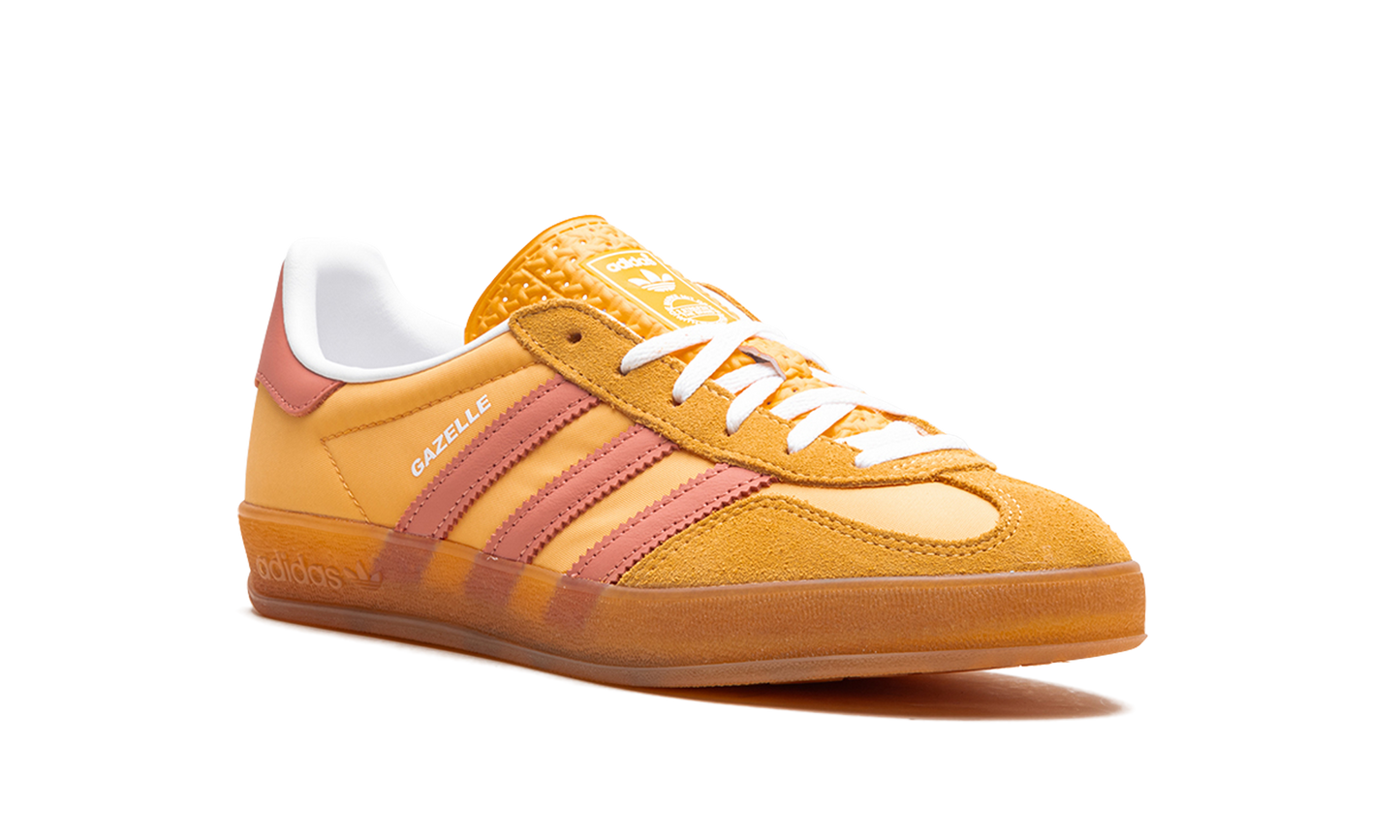 Gazelle Indoor WMNS "Semi Spark Clay"