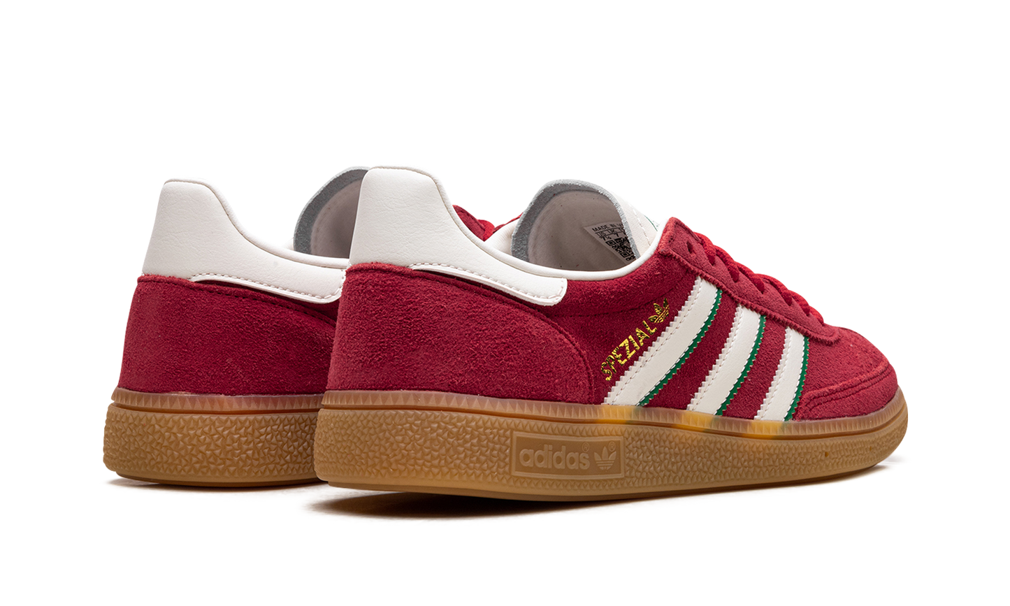 Handball Spezial "Better Scarlet Green"