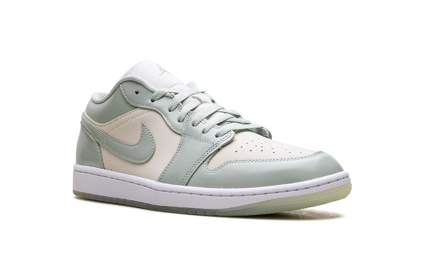 Jordan 1 Low WMNS "Seafoam Sail" HF4078 100