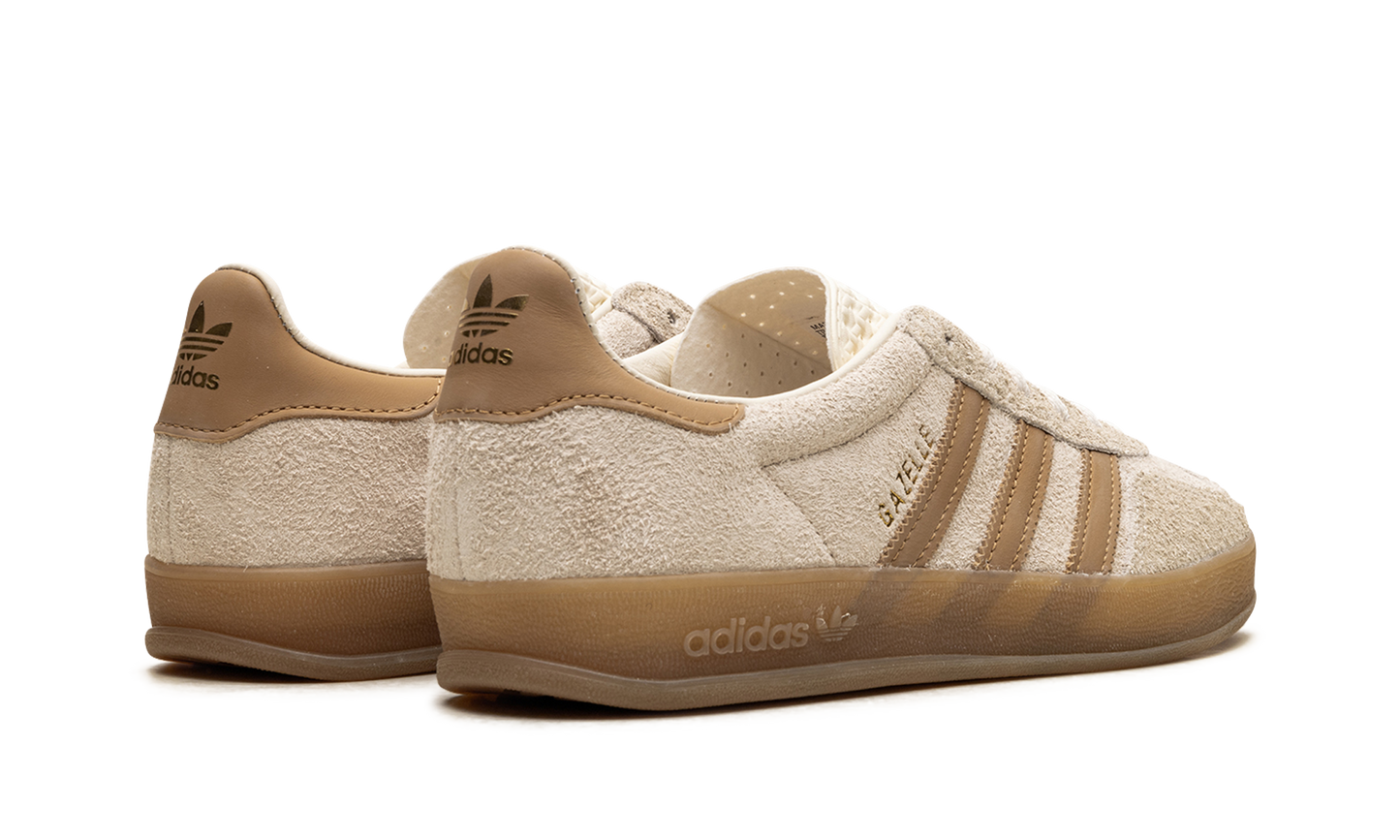 Gazelle Indoor WMNS "Wonder White"