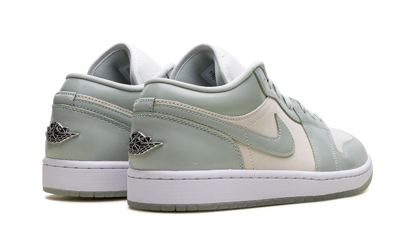 Jordan 1 Low WMNS "Seafoam Sail" HF4078 100
