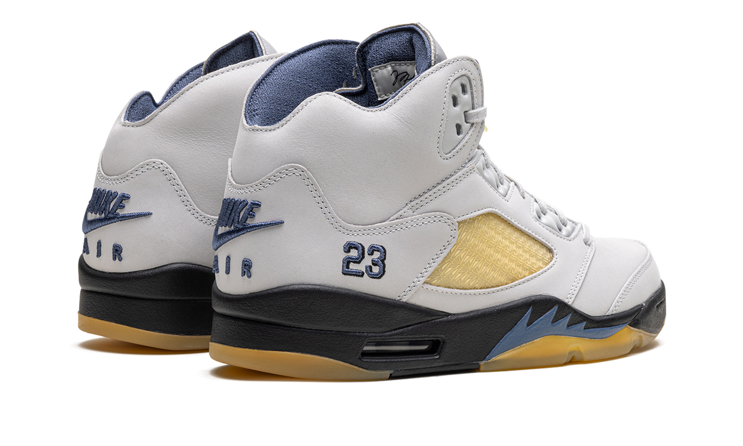 AIR JORDAN 5 WMNS "A Ma Maniére - Diffused Blue" FZ5758 004