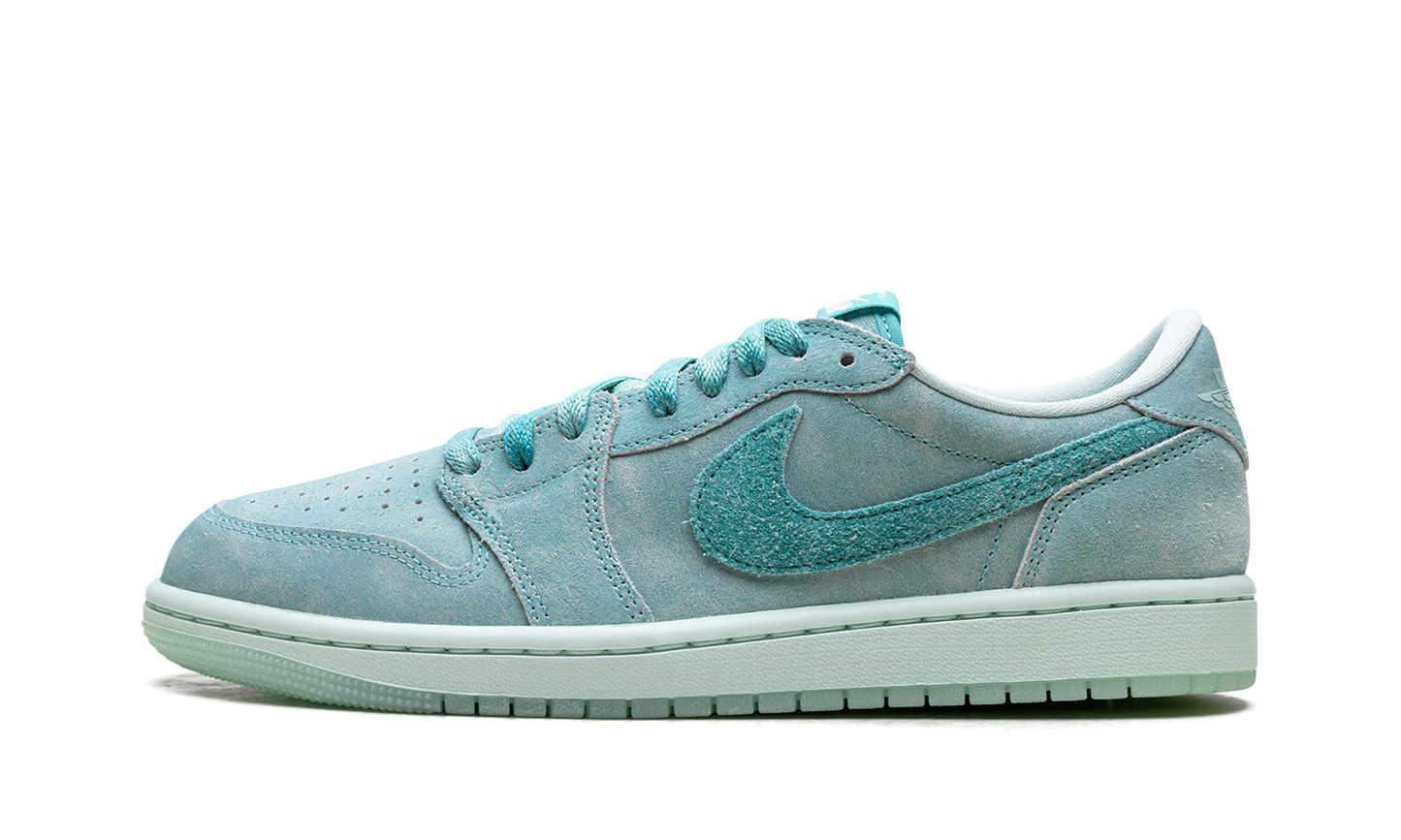 Jordan 1 Retro Low OG WMNS "Washed Teal" HQ8111 300