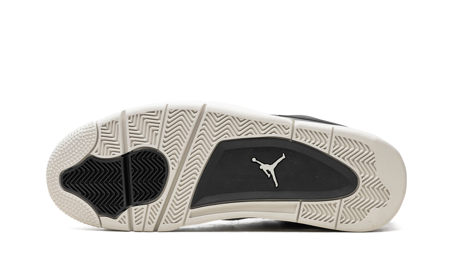 Air Jordan 4 RM "Light Bone" FQ7939 001