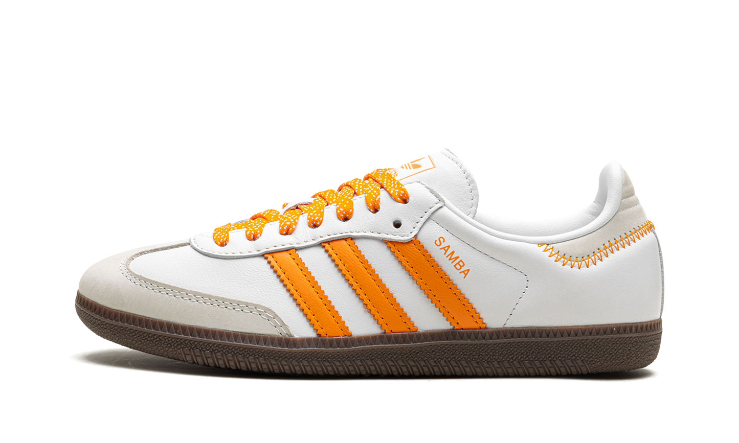 Samba OG WMNS "WHITE EQUIPMENT ORANGE"
