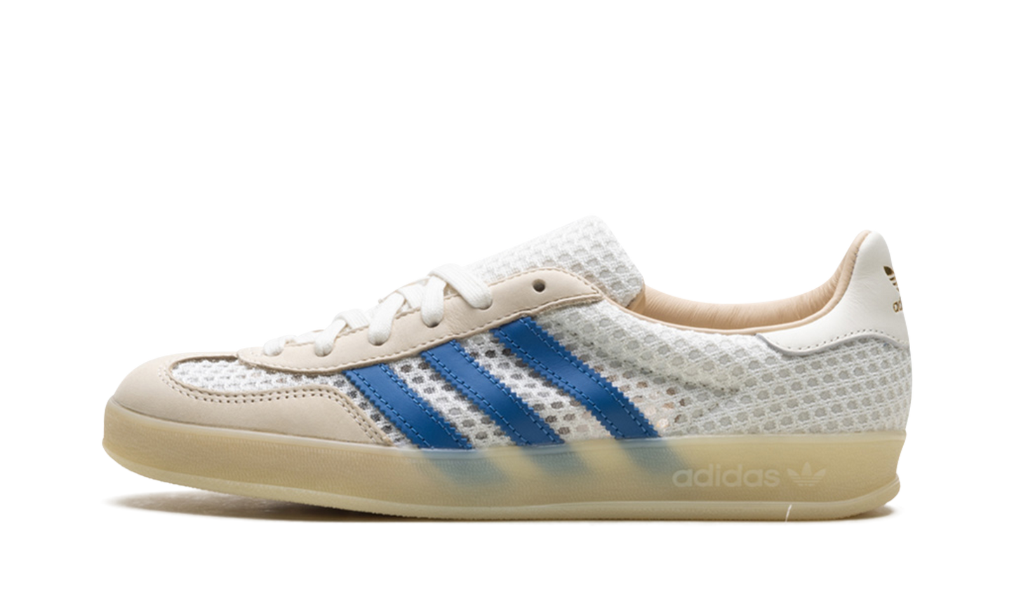 Gazelle Indoor "Off White Focus Blue"