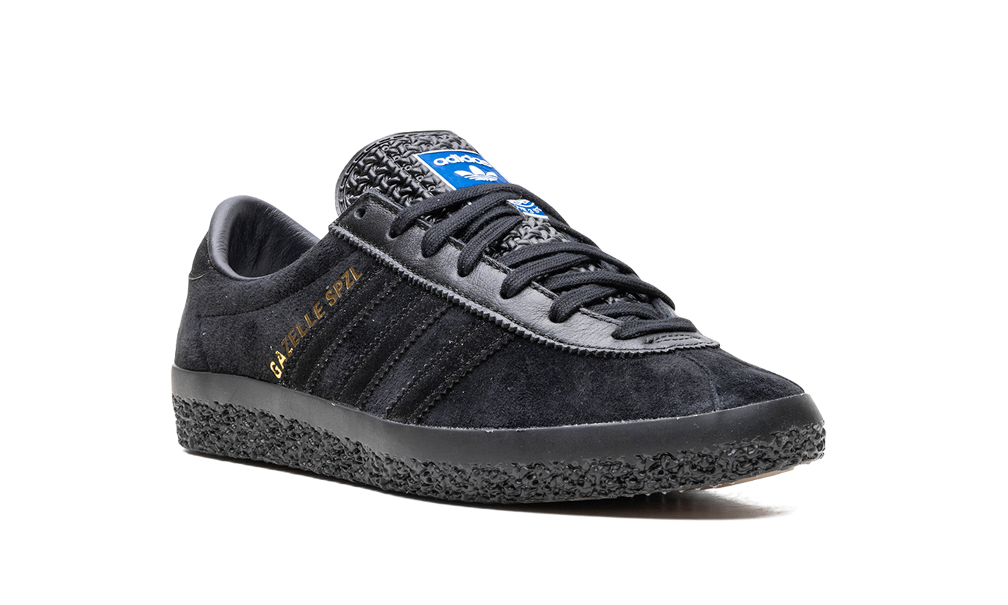 Gazelle "Triple Black"