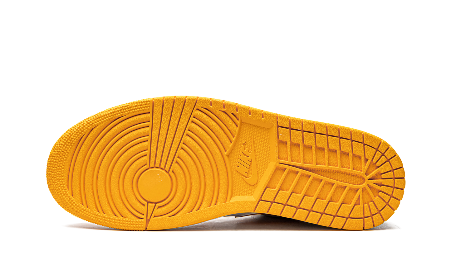 Air Jordan 1 Low "Taxi" 553558 701