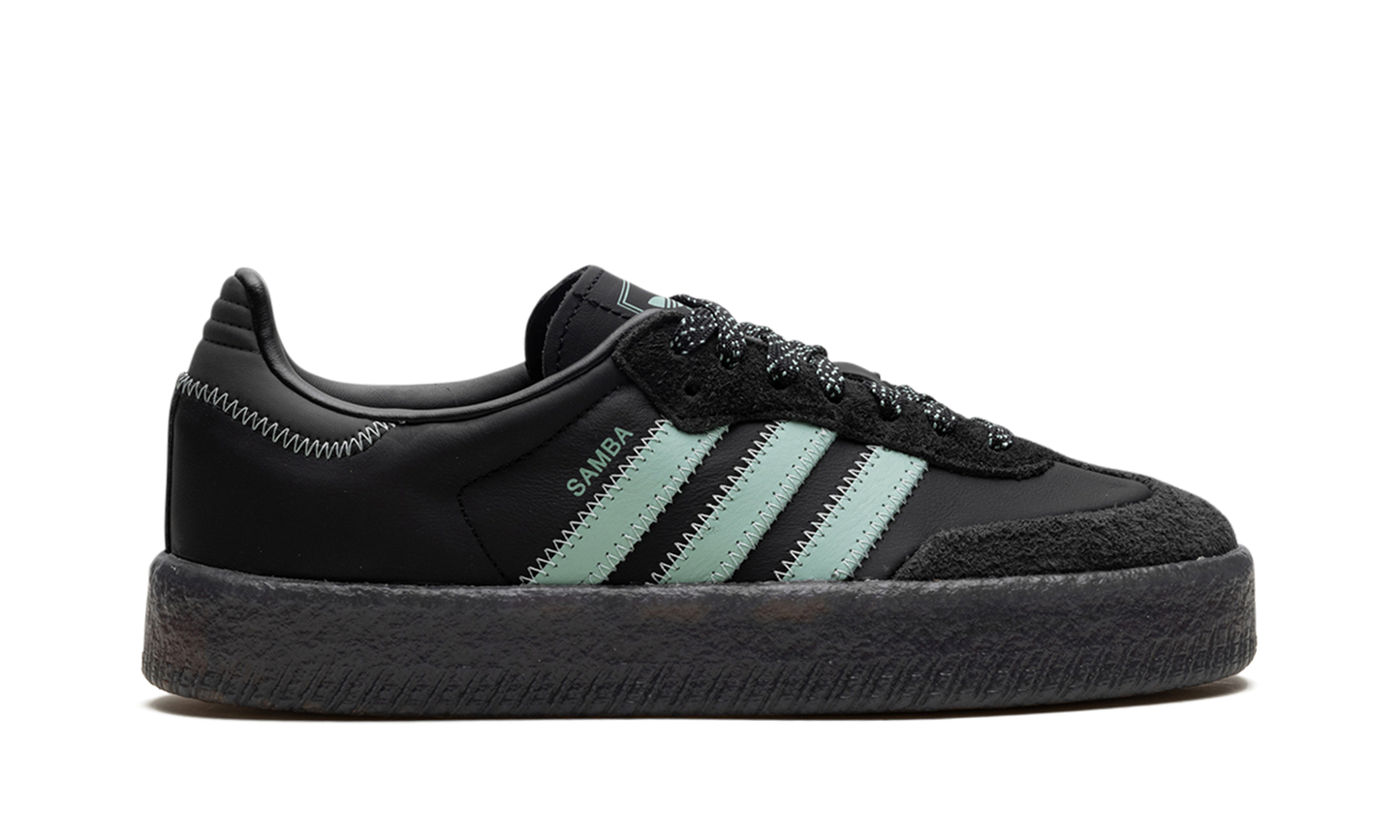 Sambae WMNS "Core Black Haze Green"