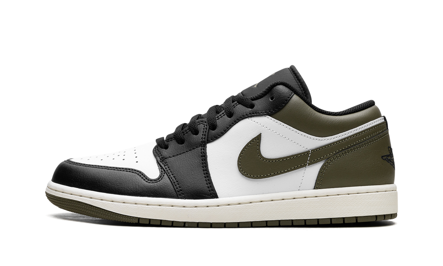 Air Jordan 1 Low "Black Toe Medium Olive" 553558 092