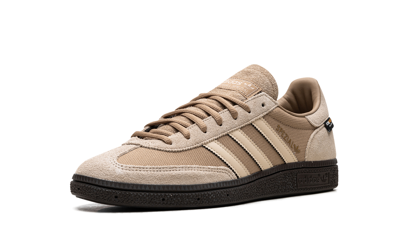 Handball Spezial "Cardboard Crystal Sand"