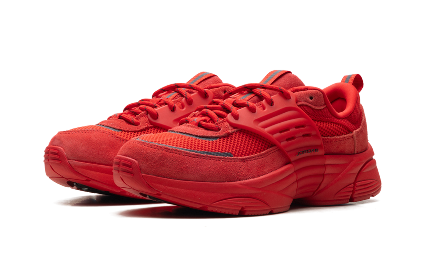 Jordan Trunner "Red" IB3722 600