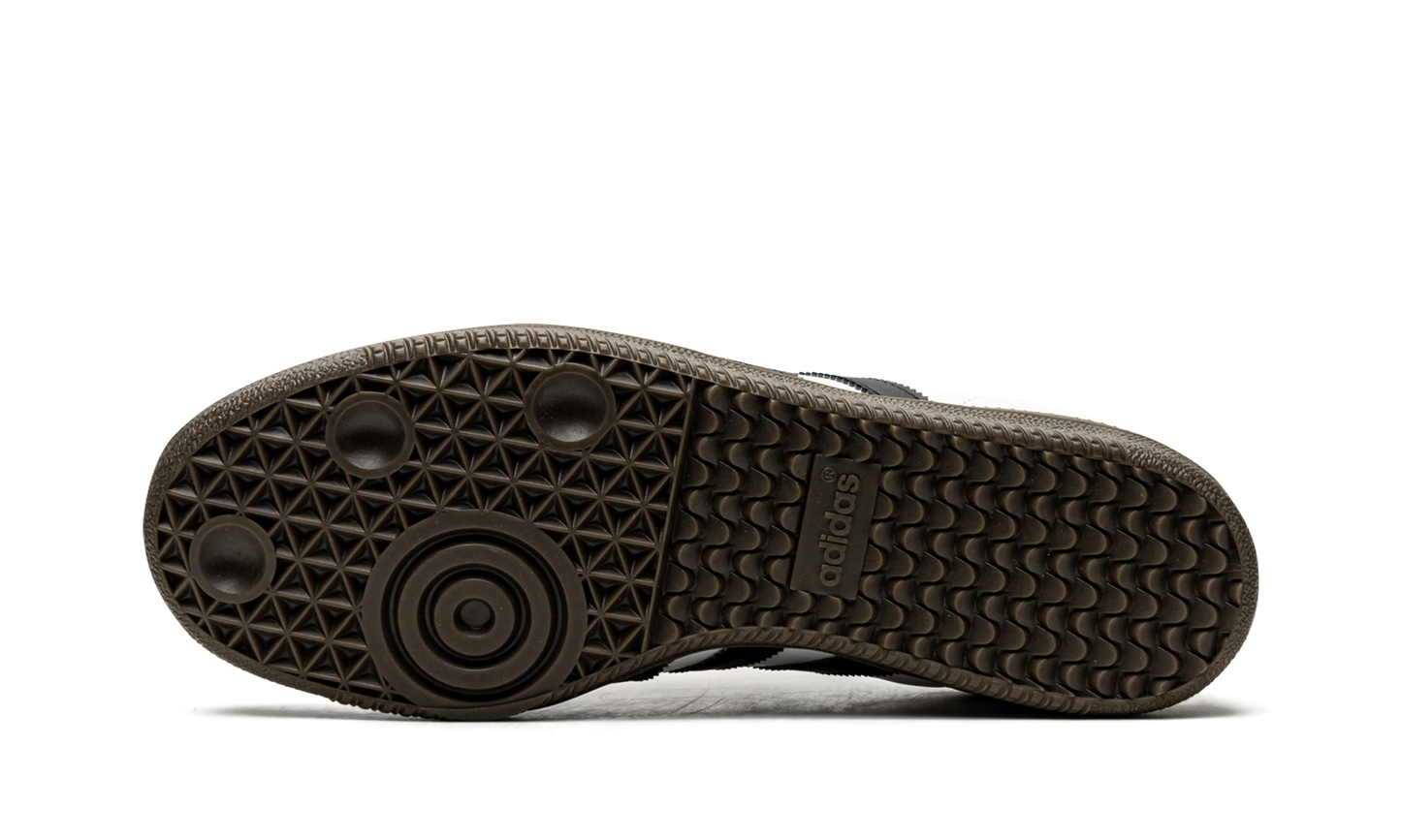 Samba ADV "White / Black"