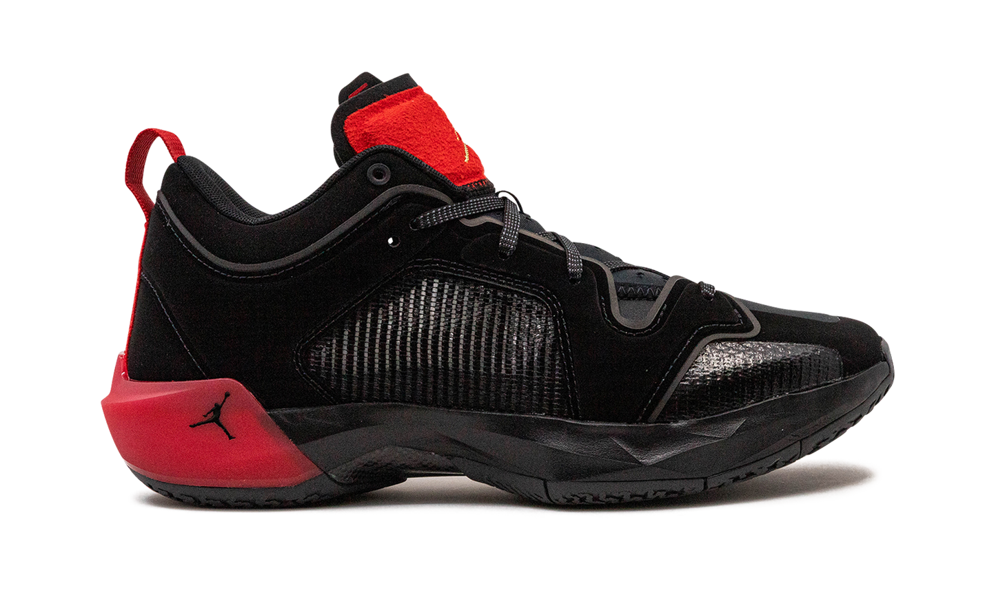 Air Jordan 37 Low "Bred" DQ4122 007